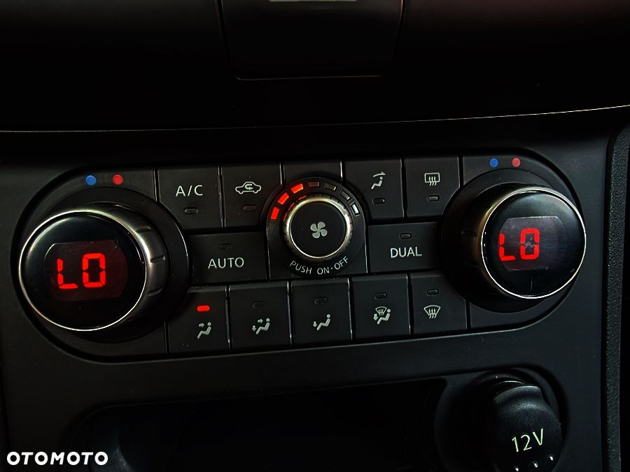 Nissan Qashqai 2.0 CVT 360 - 28