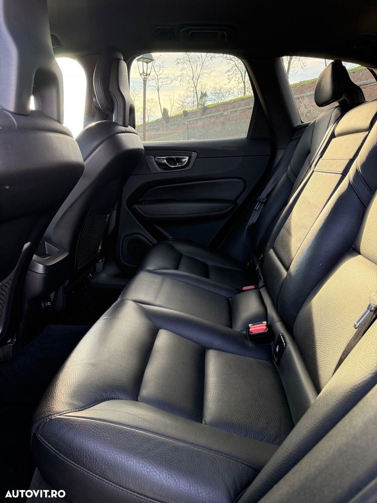 Volvo XC 60 D4 AWD Geartronic Inscription - 17