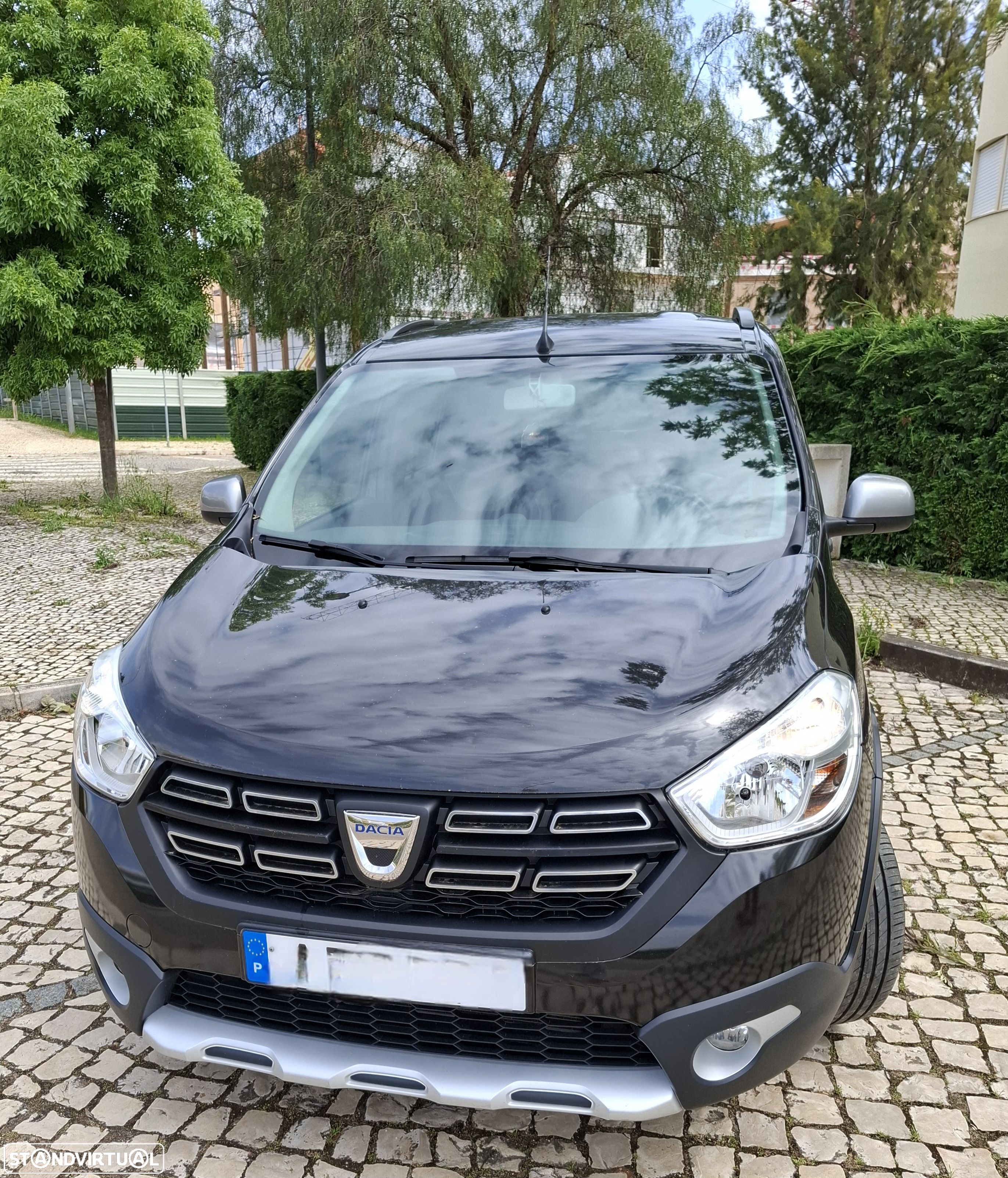 Dacia Lodgy Blue dCi 115 (7L) Stepway - 1