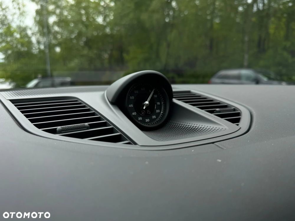 Porsche Panamera 4 - 17