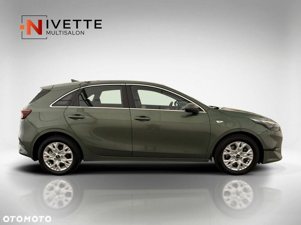 Kia Ceed - 8