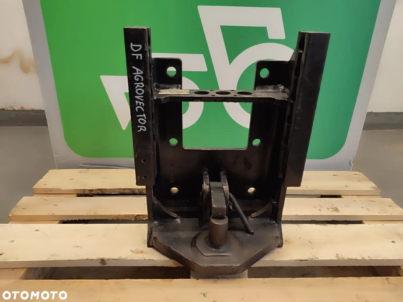 Szyna zaczepu hs525cat Deutz Fahr AGROTRON - 5