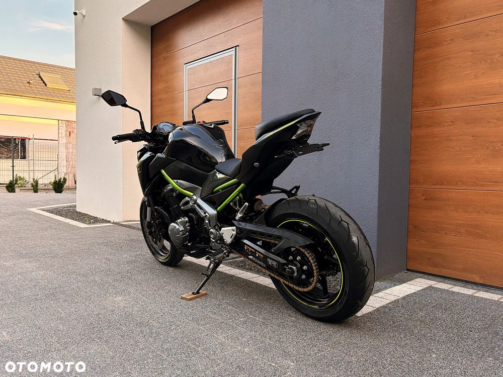 Kawasaki Z - 6