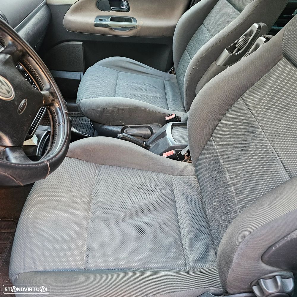 VW Sharan 1.9 TDi Confortline - 32