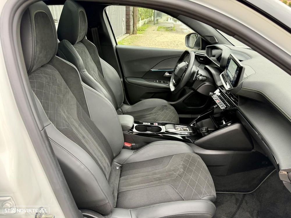 Peugeot 2008 1.5 BlueHDi GT Pack EAT8 - 11