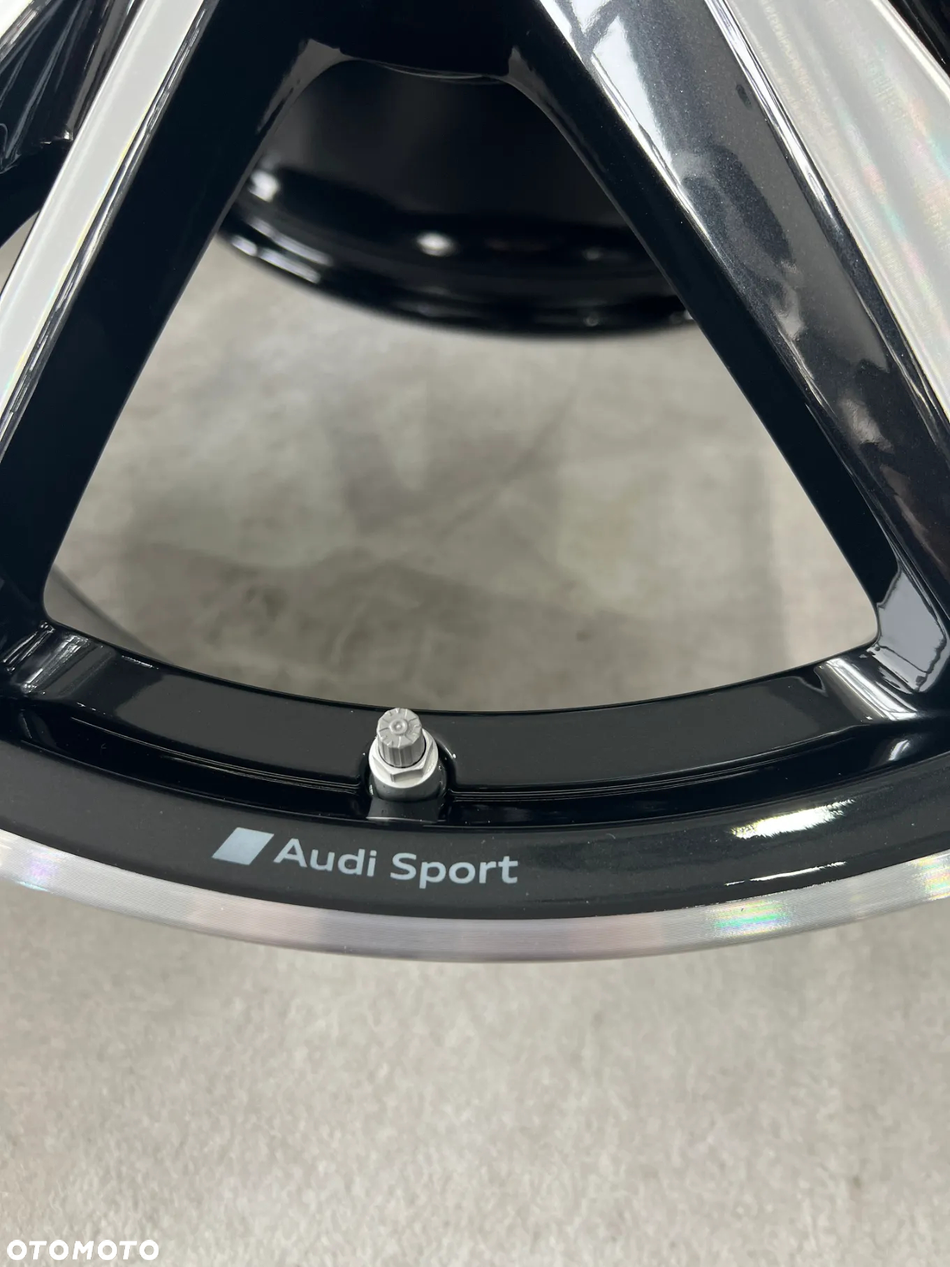 Felgi Audi A6 C8 Najnowszy model 21'' S-line - 14
