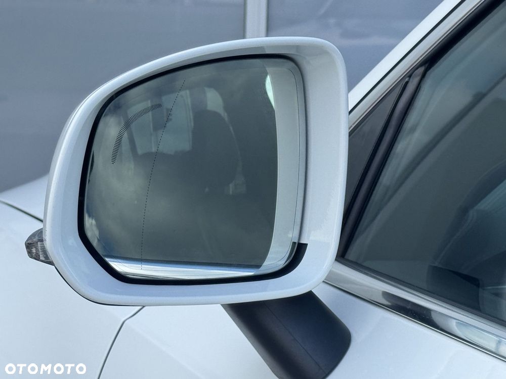 Volvo XC 90 - 36