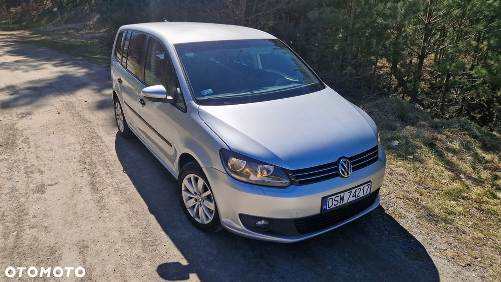 Volkswagen Touran 1.6 TDI DPF DSG Highline - 1