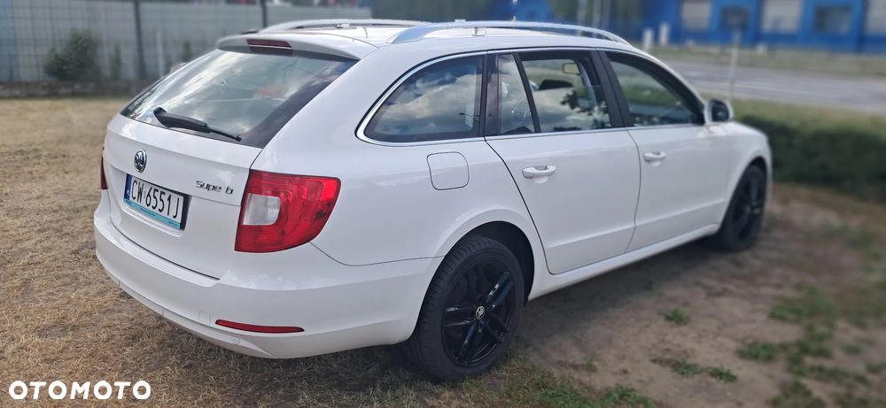 Skoda Superb 2.0 TDI Comfort - 10