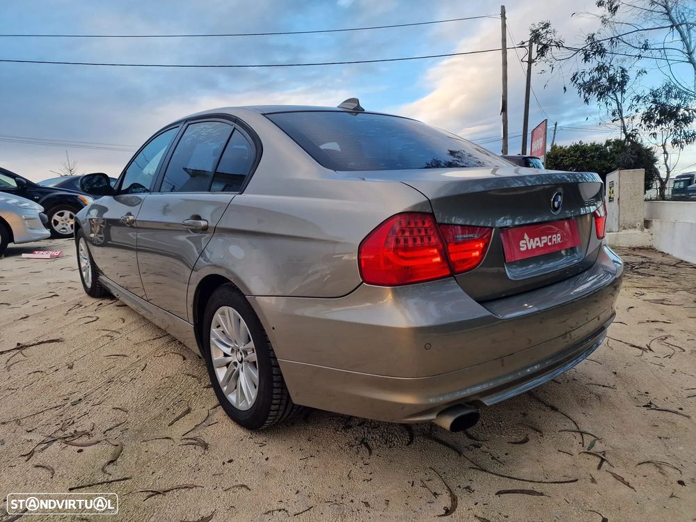 BMW 318 i Edition Exclusive - 8