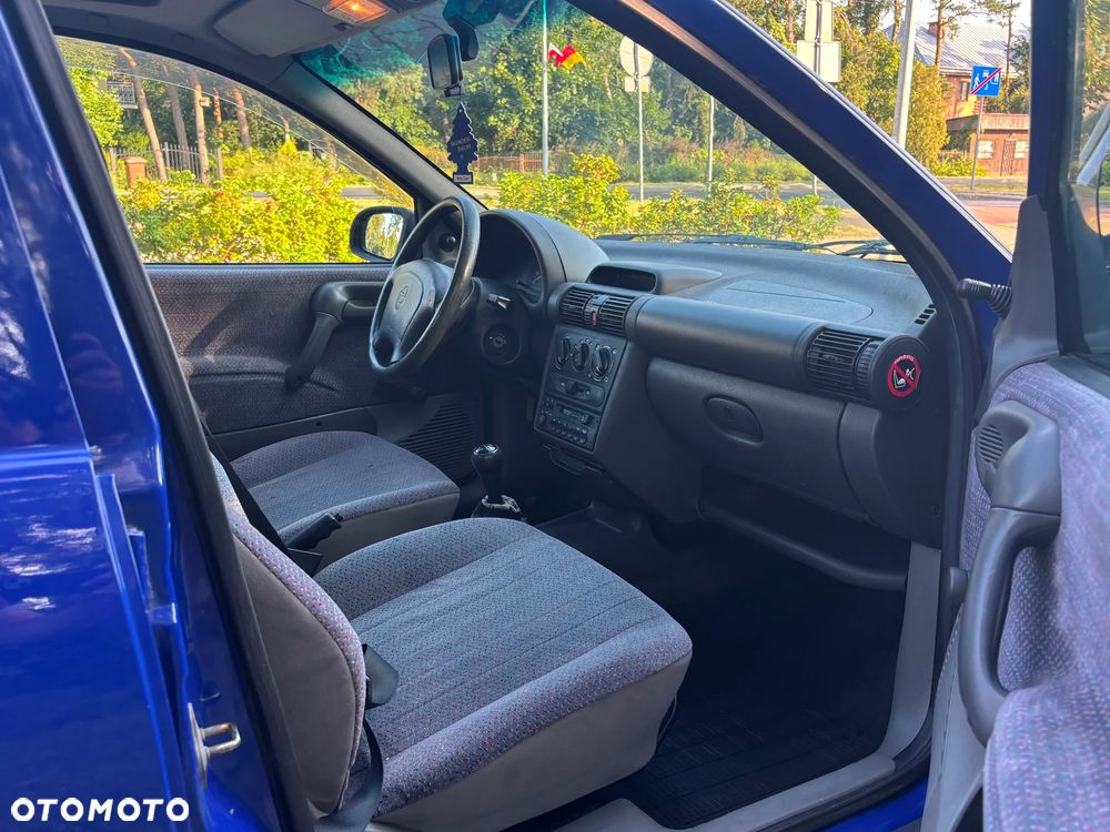 Opel Corsa 1.4 Joy - 15