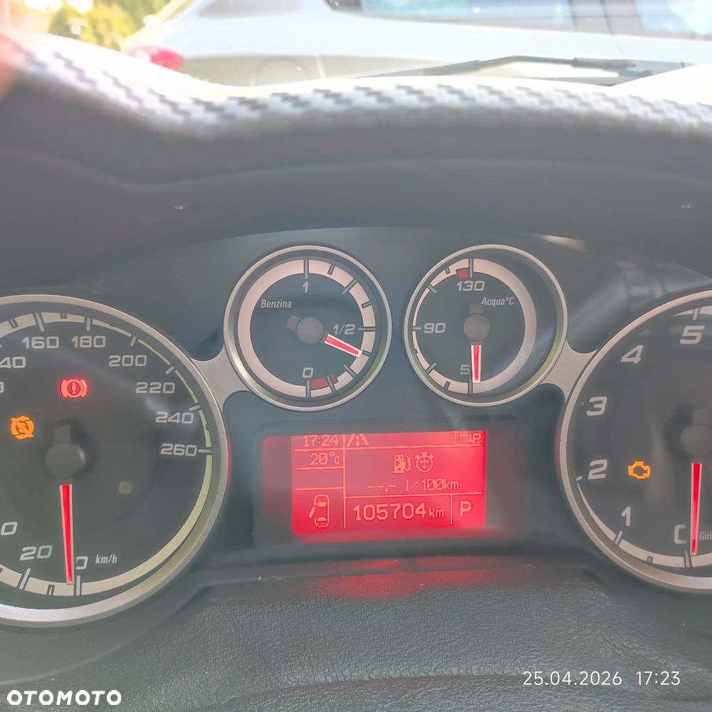 Alfa Romeo Mito 1.4 TB MultiAir Distinctive S&S TCT EU6 - 23
