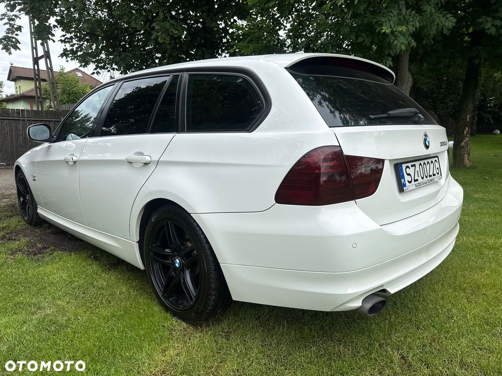 BMW Seria 3 - 23