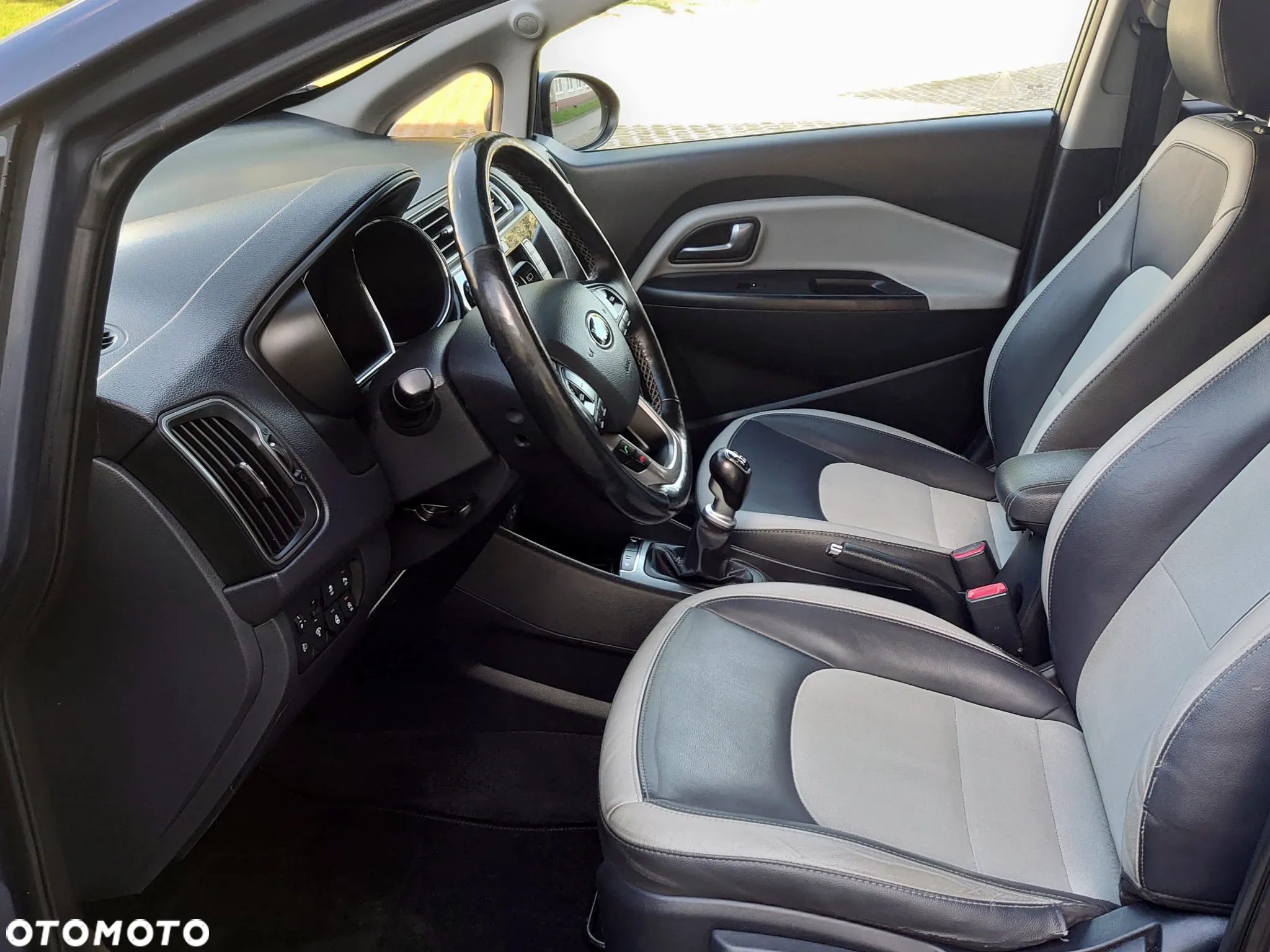 Kia Rio 1.4 Platinum Edition - 22