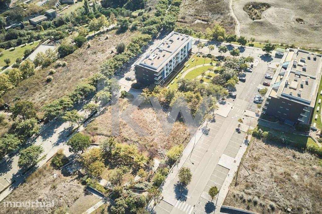 Lote de Terreno 22 com 1525 m2 e ABC de 584 m2 no Oeiras Golf  Residen - Grande imagem: 2/7
