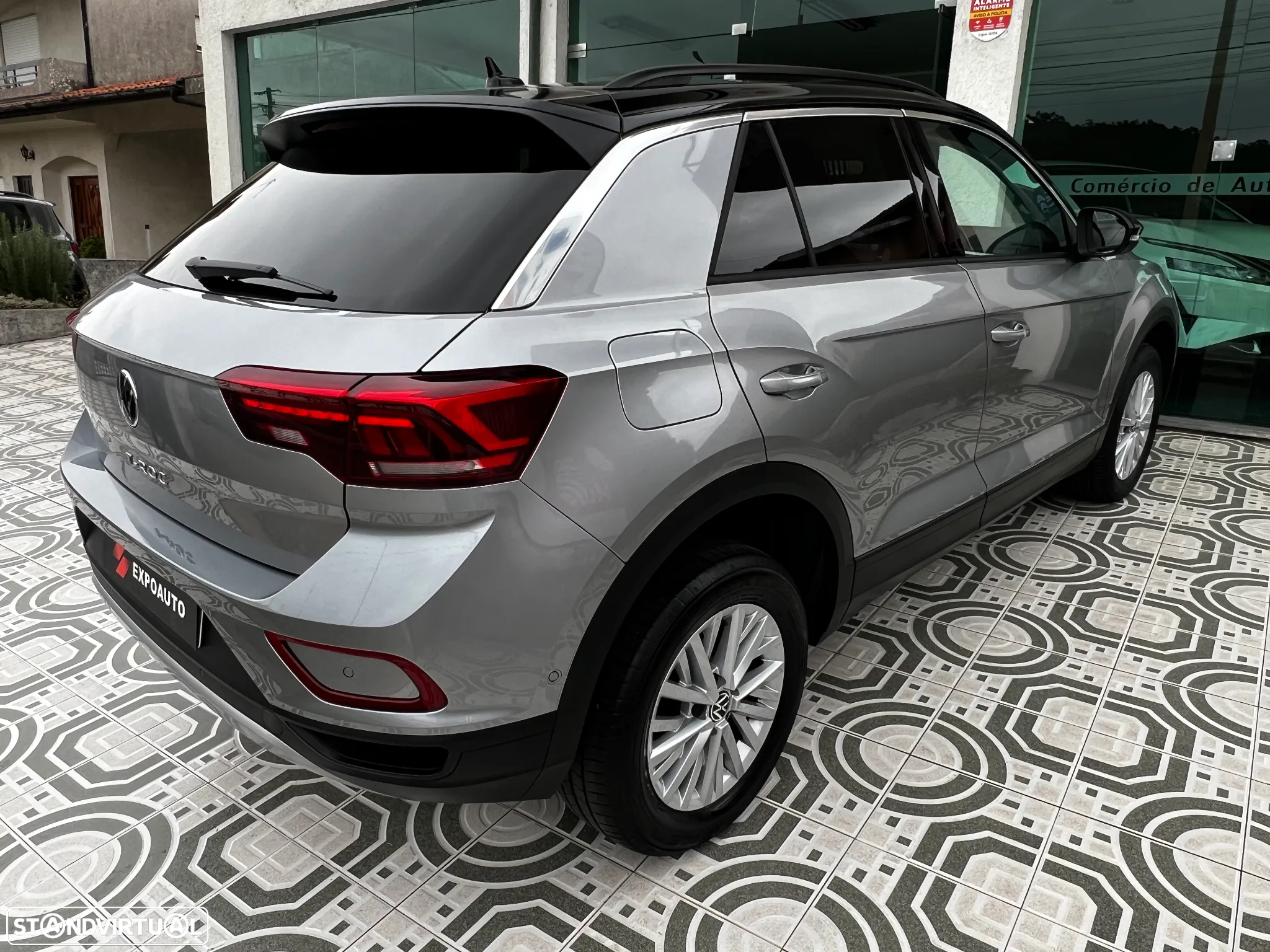 VW T-Roc 1.0 TSI Urban - 29