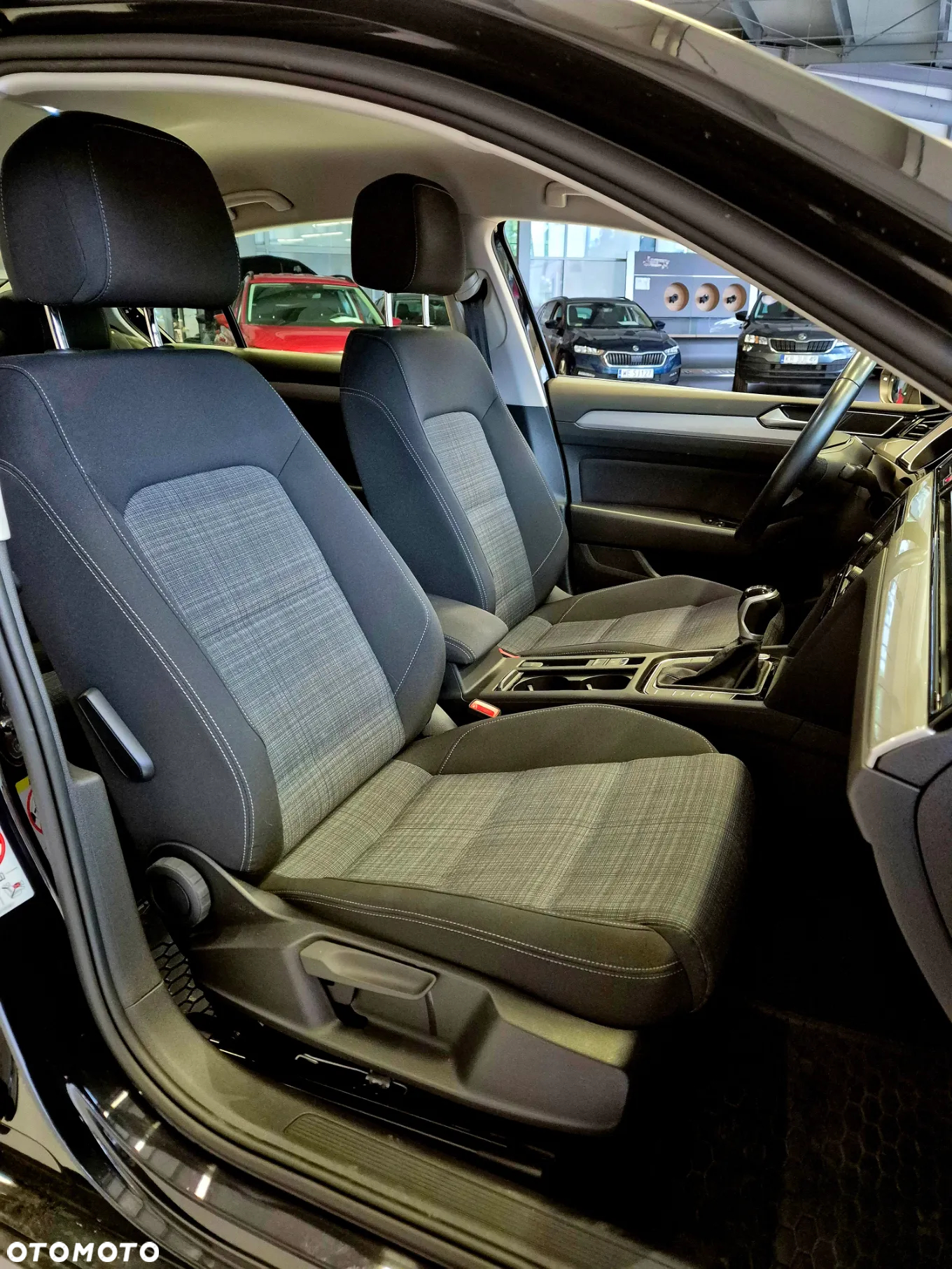 Volkswagen Passat 1.5 TSI EVO Business - 13