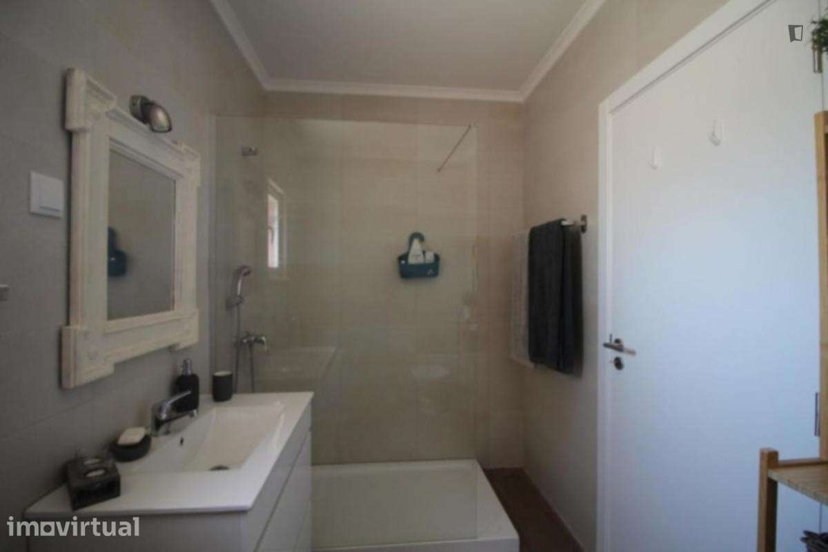 Casa com 3 quartos - localizado em Torres vedras - Grande imagem: 4/10