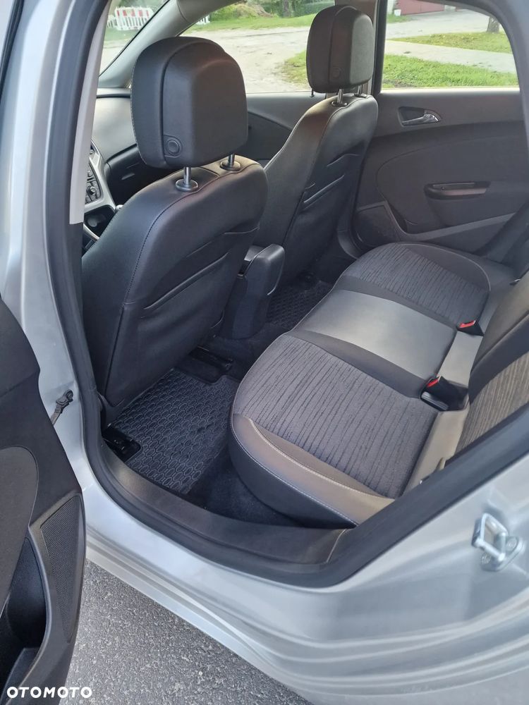 Opel Astra IV 1.4 T Active EU6 - 14