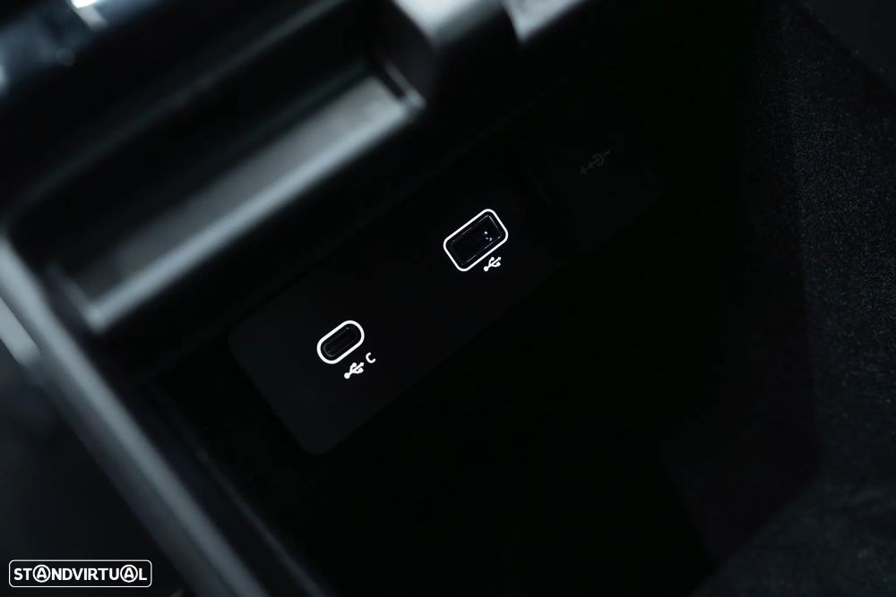 Land Rover Range Rover Evoque 1.5 P300e AWD R-Dynamic SE Auto - 47