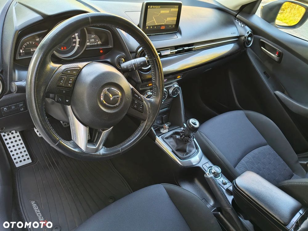 Mazda 2 - 22