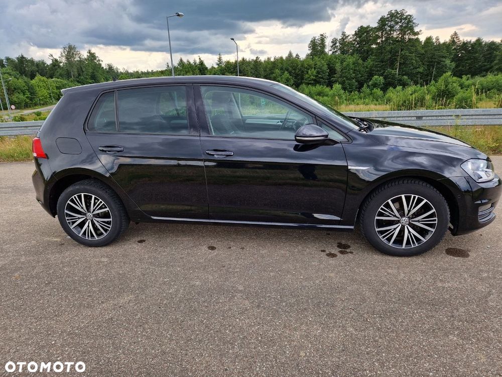 Volkswagen Golf 1.6 TDI Comfortline - 4
