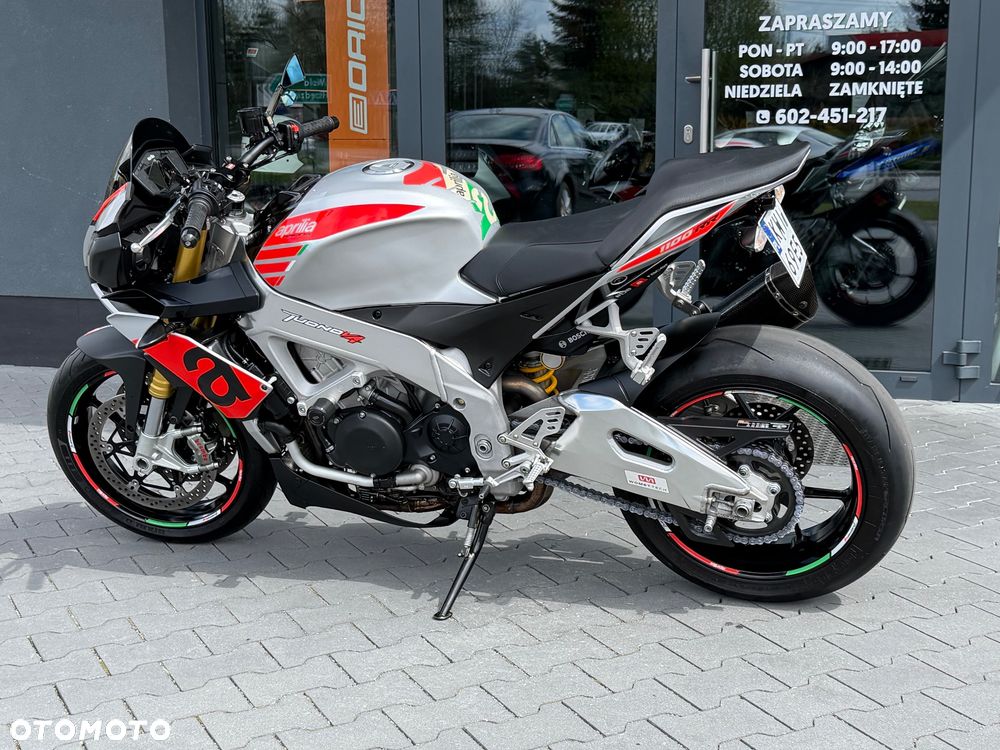 Aprilia Tuono - 30
