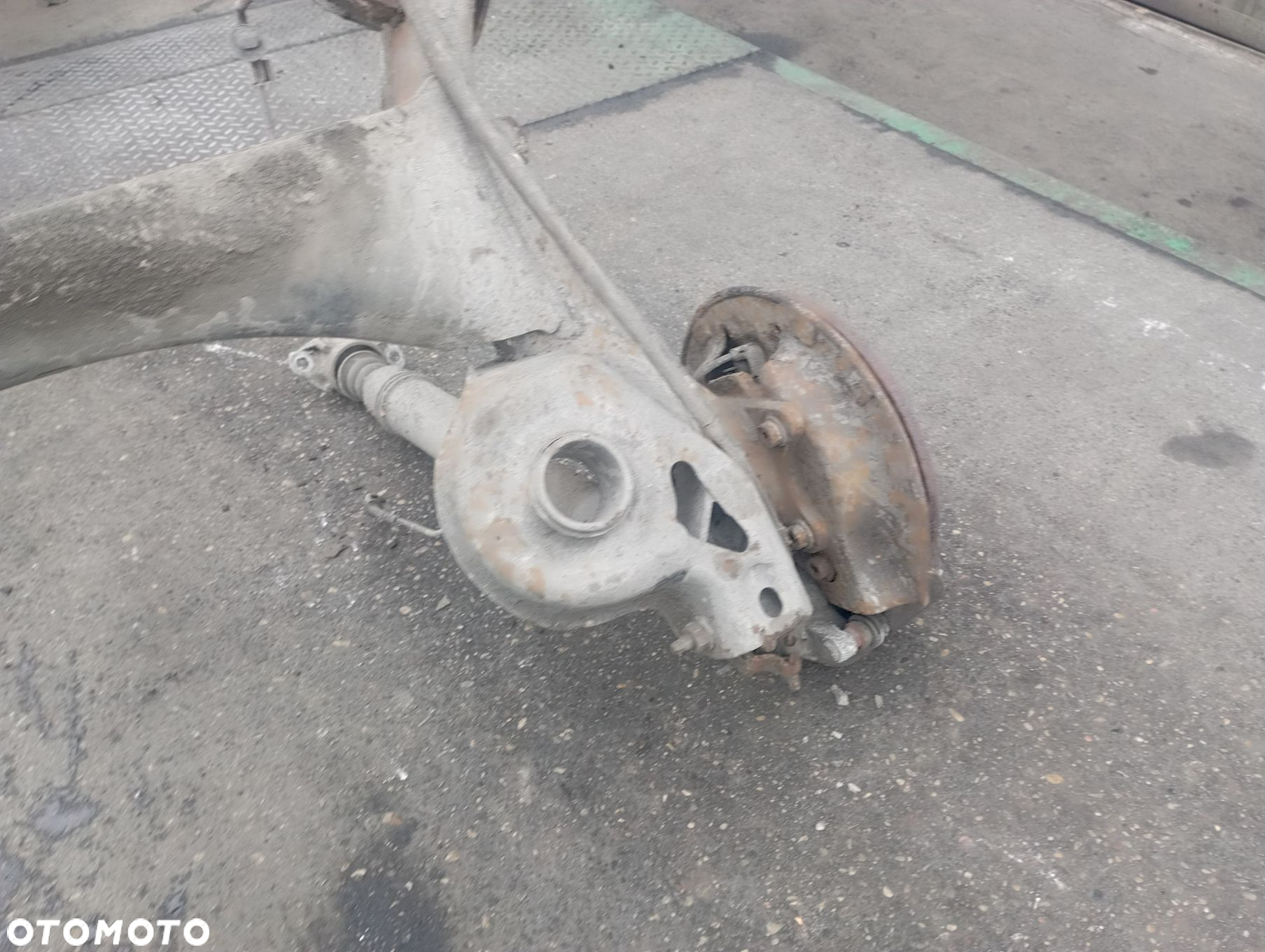 BELKA ZAWIESZENIA TYŁ KOMBI

 PEUGEOT
 307 - 6