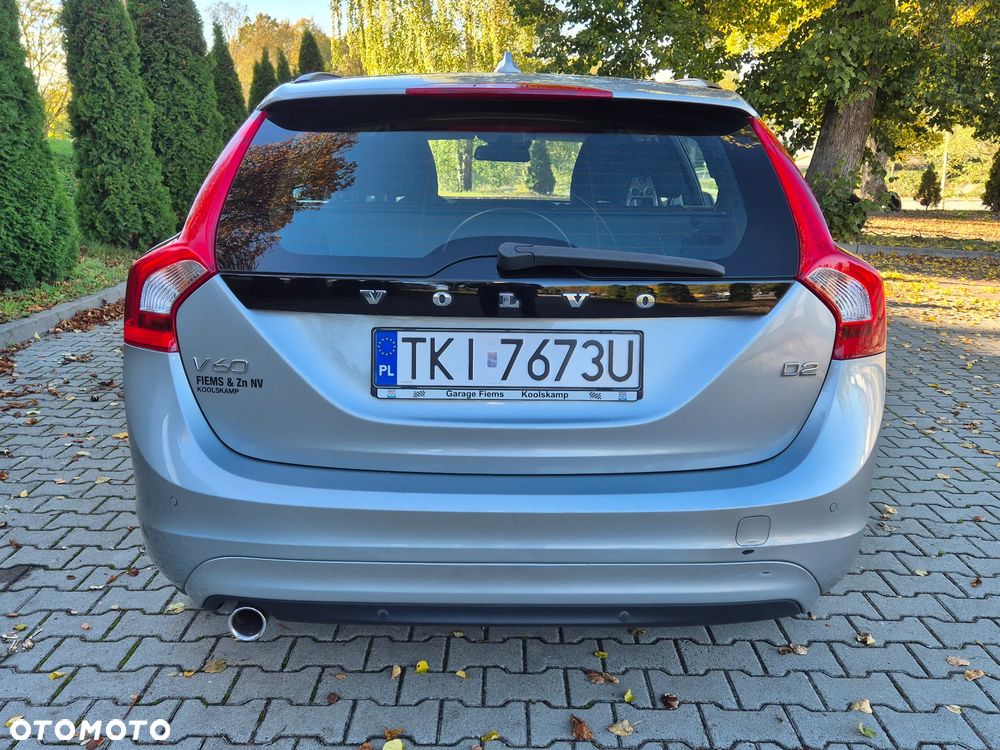 Volvo V60 D2 Drive-E Momentum - 6