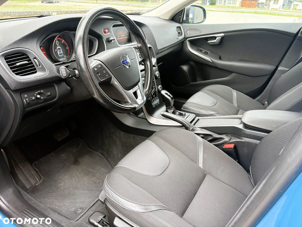 Volvo V40 D4 Drive-E R-Design Kinetic - 22
