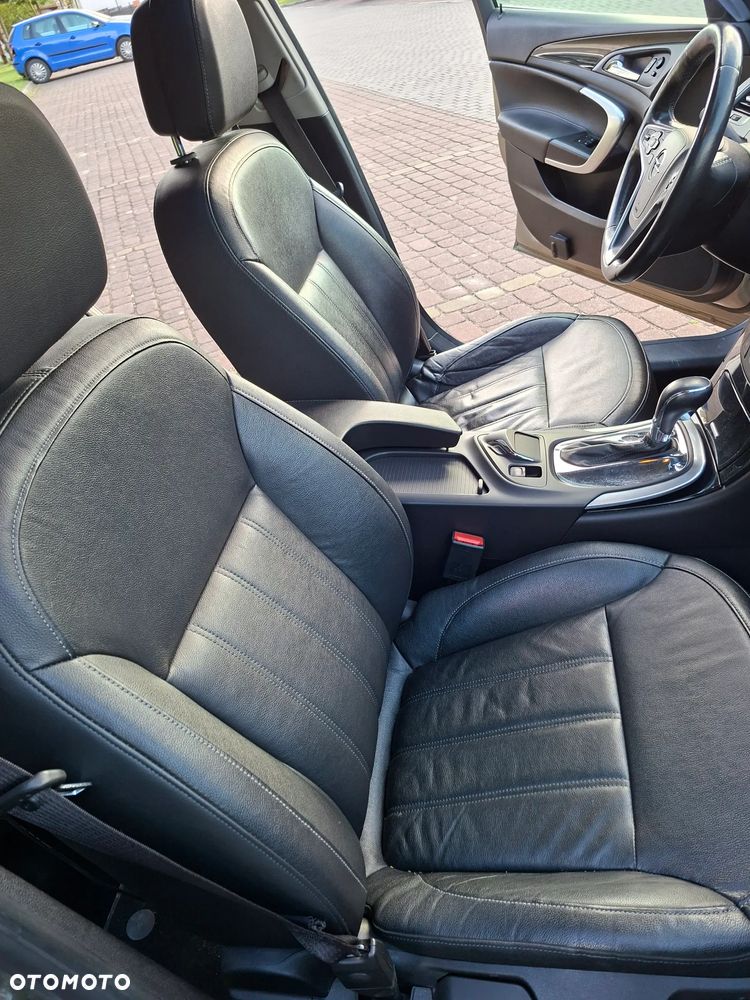 Opel Insignia - 23