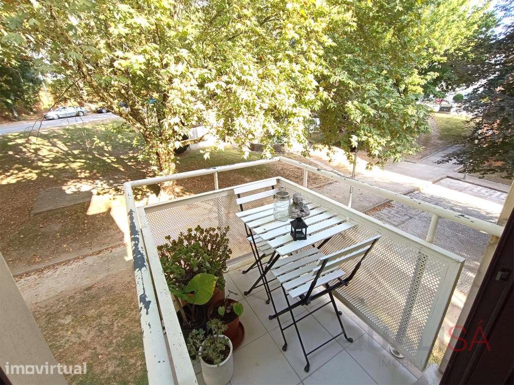 Apartamento T3 de gaveto com varandas, garagem fechada e excelentes... - Grande imagem: 5/47