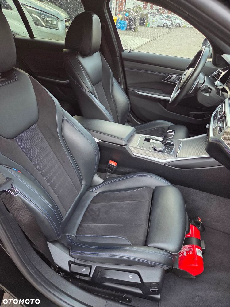 BMW Seria 3 320i GPF M Sport Shadow - 19
