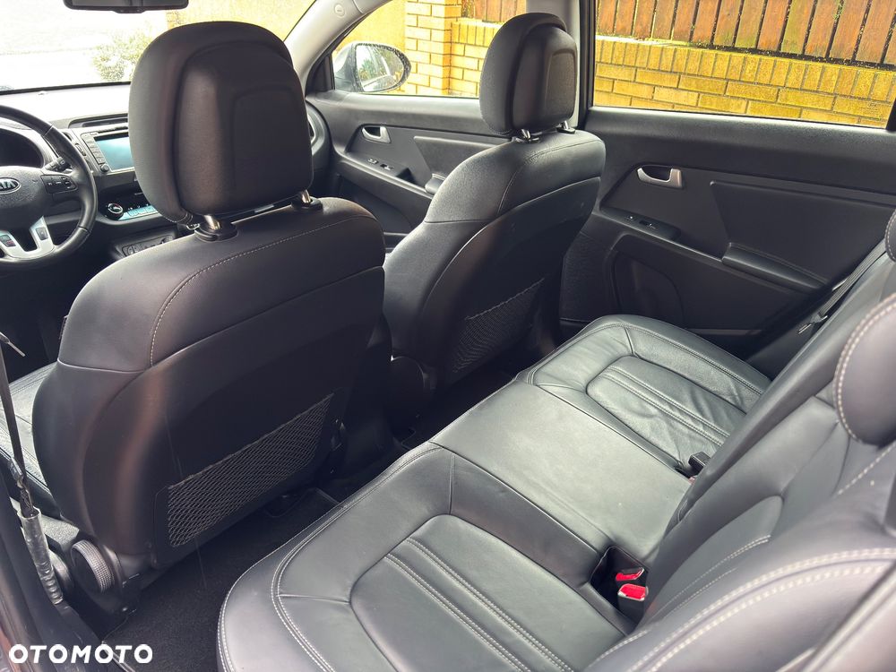 Kia Sportage 1.7 CRDI XL 2WD - 11