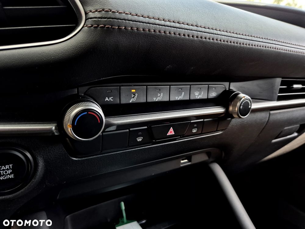 Mazda 3 e-SKYACTIV-G 122 M HYBRID EXCLUSIVE-LINE - 15