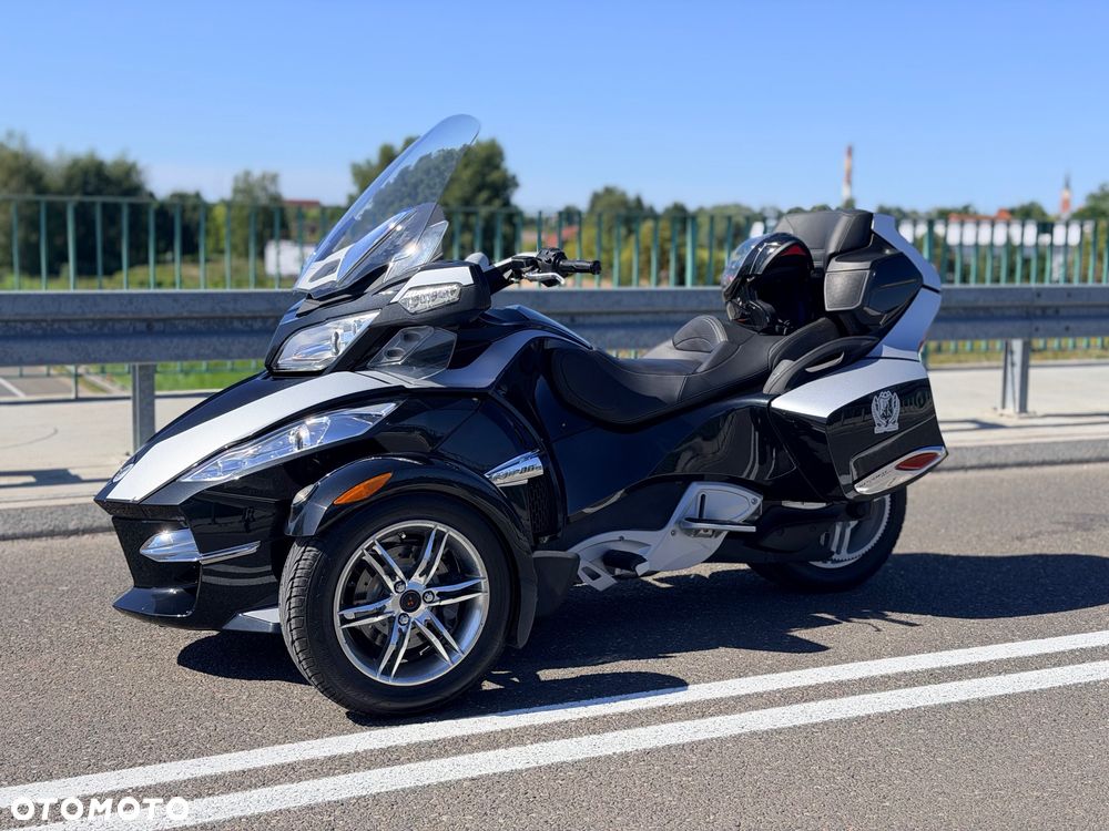 Can-Am Spyder - 4