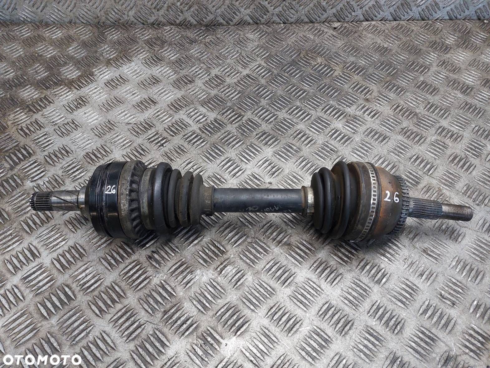 PÓŁOŚ LEWY PRZÓD 5B VOLVO V70 I S70 I 2.5 TDI P9163581 - 1