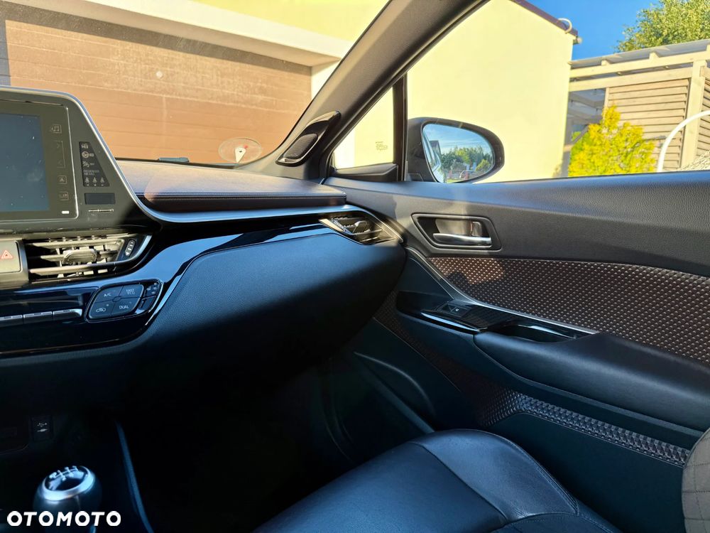 Toyota C-HR 1.2 T GPF Prestige - 23