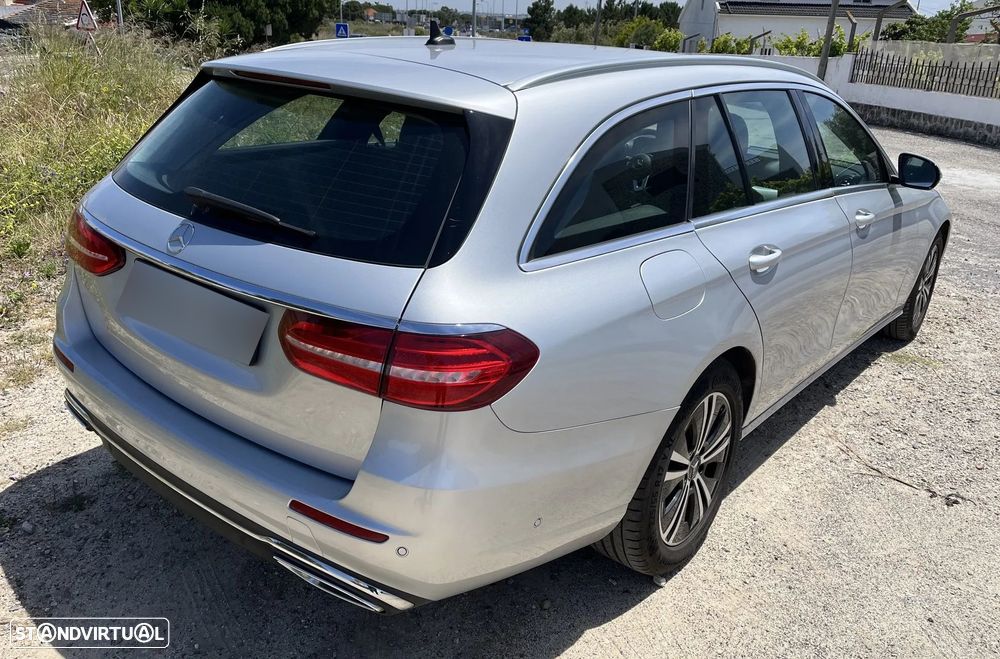 Mercedes-Benz E 220 d 4Matic 9G-TRONIC Avantgarde - 2