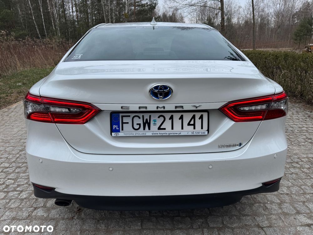 Toyota Camry 2.5 Hybrid Executive CVT - 3