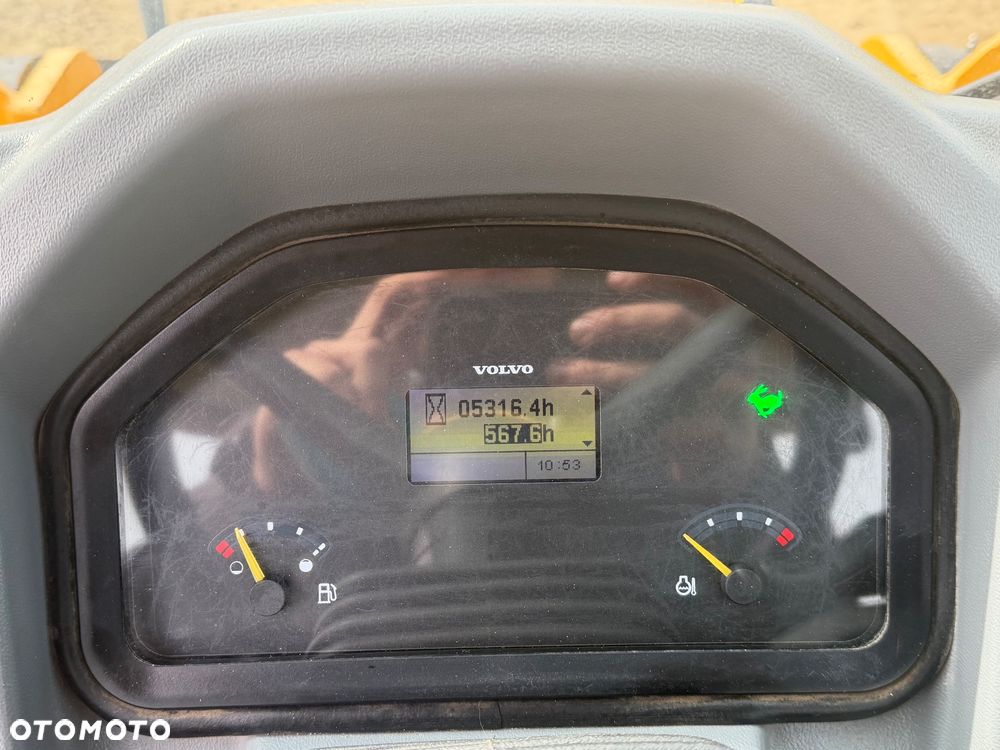 Volvo L30G - 7