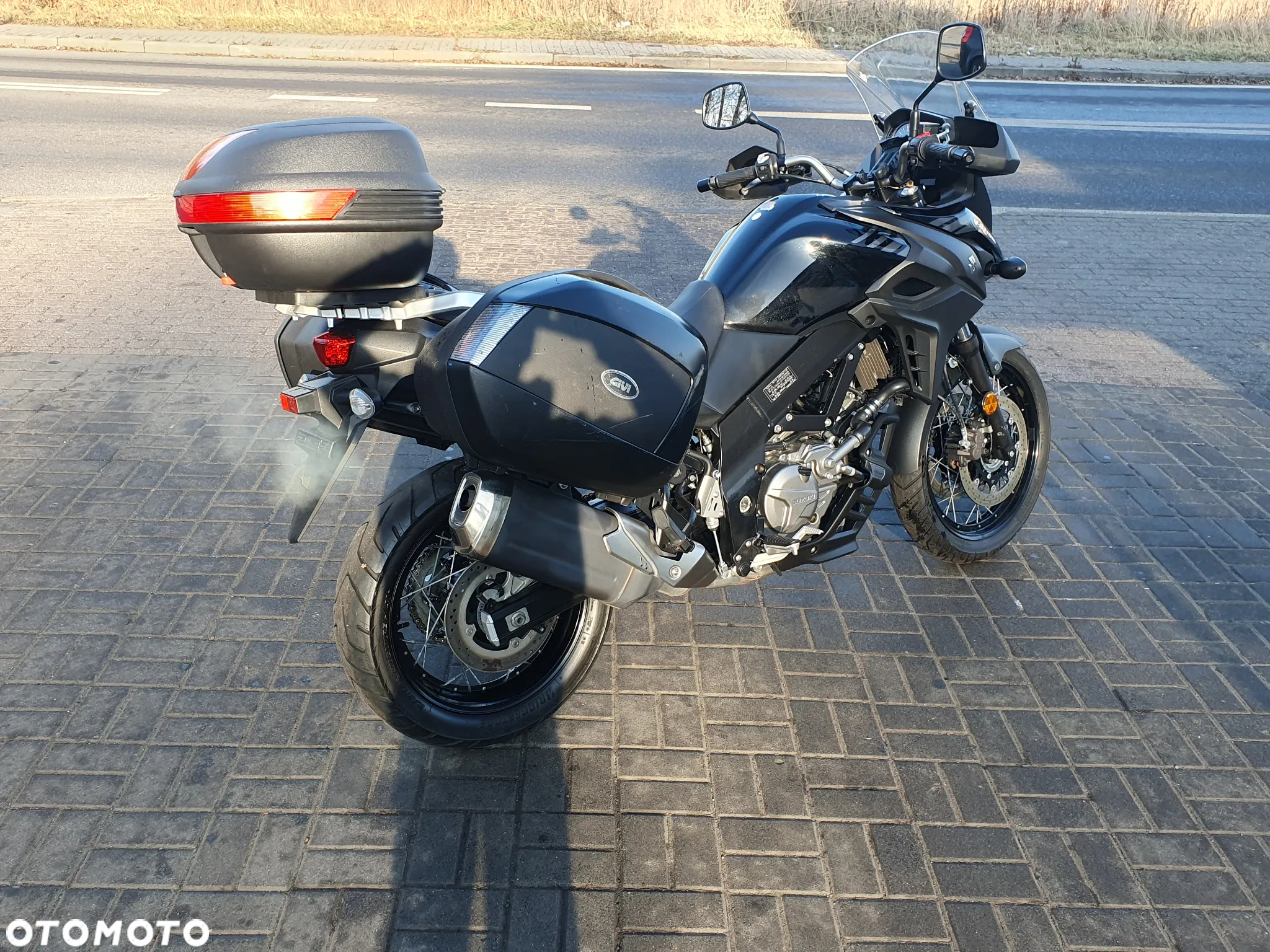 Suzuki V-STROM - 40