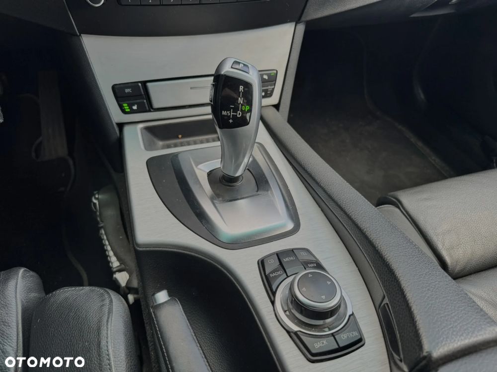 BMW Seria 5 520d Edition Exclusive - 17