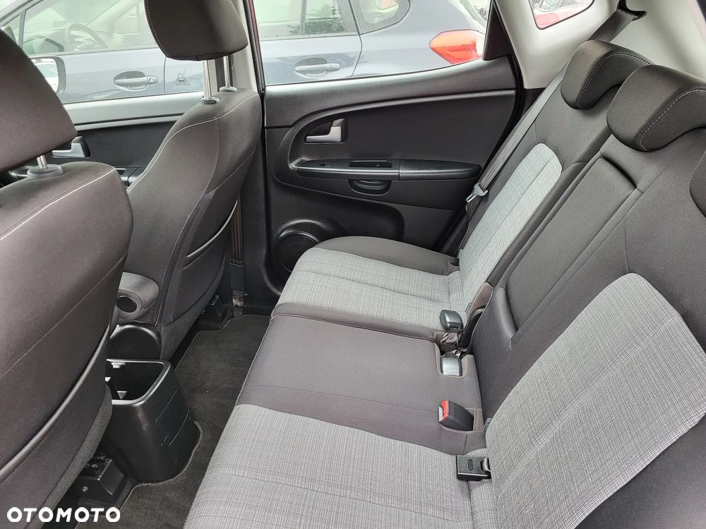 Kia Venga 1.6 CVVT ISG Spirit - 22