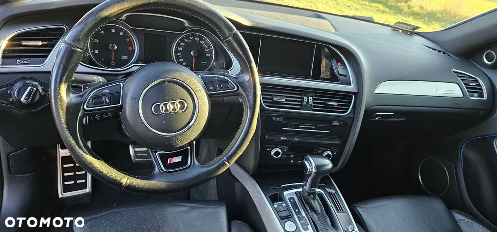 Audi A4 Limousine 2.0 TFSI quattro S tronic S line Sportpaket - 7