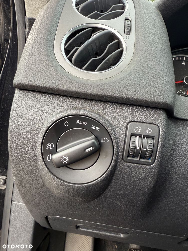 Volkswagen Tiguan 1.4 TSI BlueMotion Technology Team - 13