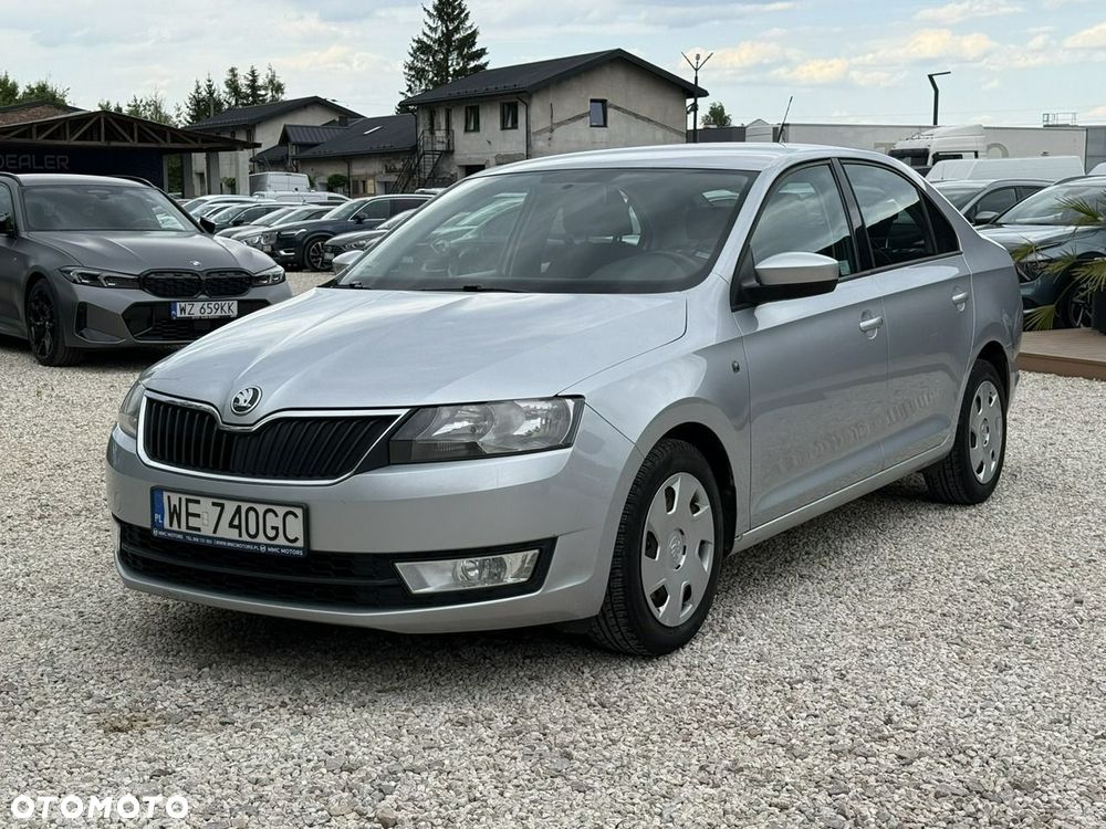 Skoda RAPID - 7