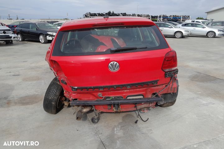 Grila ventilatie bord centru 6RF819728 6RF819728 Volkswagen VW Polo 5 - 8
