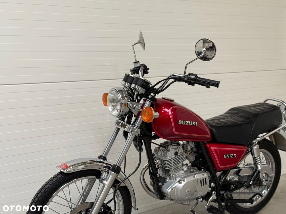Suzuki GN - 22