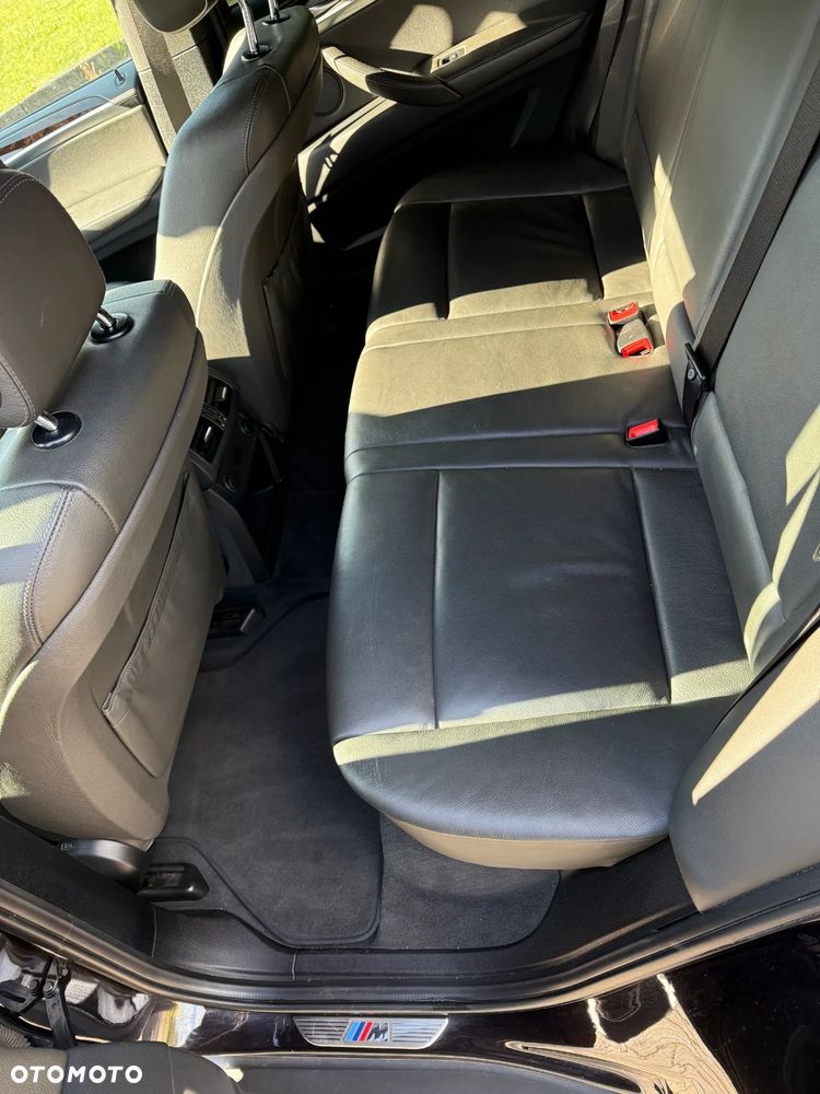 BMW X5 xDrive50i - 24